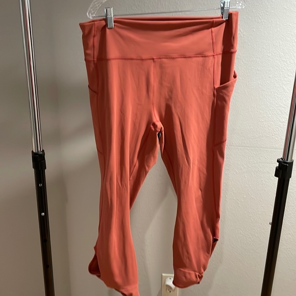 Pure Luxe Fabletics Leggings - Picture 1 of 3